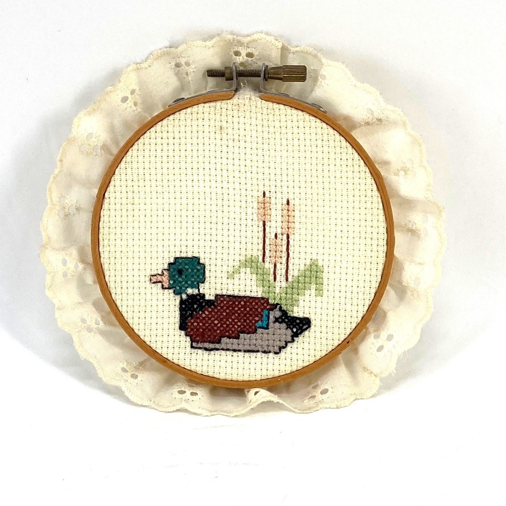 VTG 80s Mallard Duck Cross Stitch Embroidery Hoop Eyelet Lace Trim Wall Decor